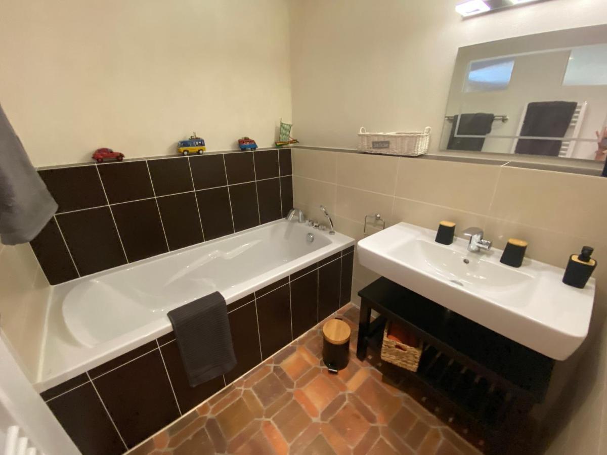 Bed and Breakfast Les Loges De Yoff Ambon Zewnętrze zdjęcie